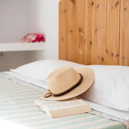 Marias * Chora (Ios)