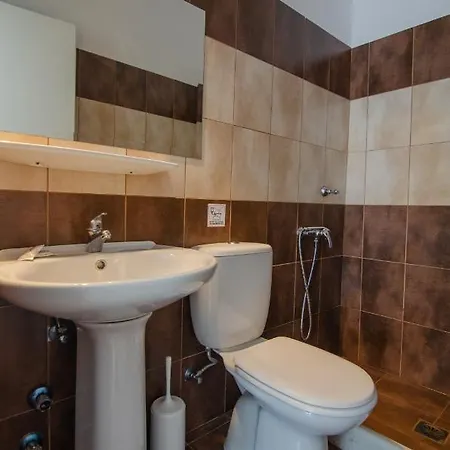 Marias 이오스 코라