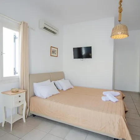 Marias * Chora (Ios)